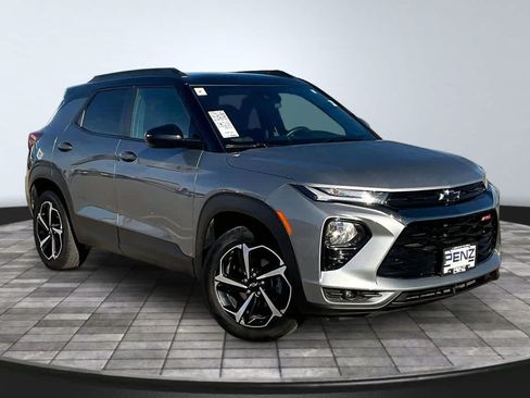 Used 2023 Chevrolet TrailBlazer RS AWD/4WD image 3