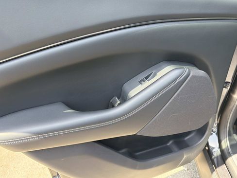 Used 2022 Ford Mustang Mach-E Select RWD image 9