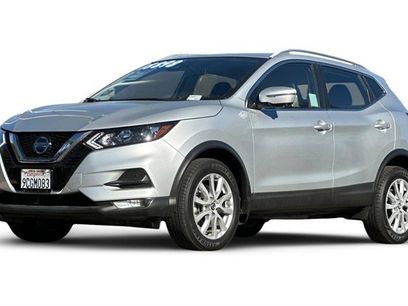 Used 2022 Nissan Rogue Sport SV w/ Technology Package