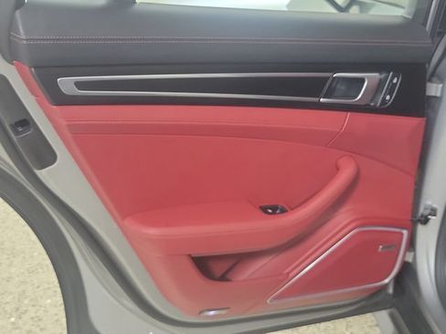 Used 2022 Porsche Panamera Platinum Edition RWD image 9