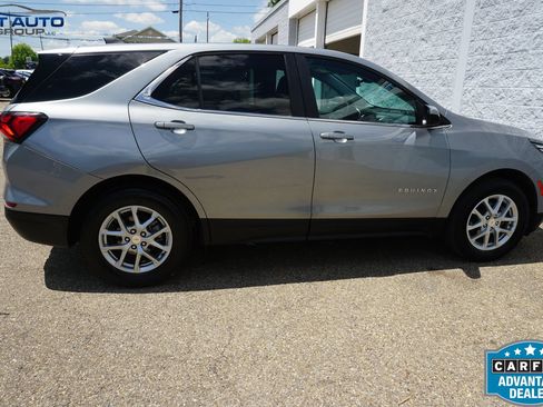 Used 2024 Chevrolet Equinox LT w/ LPO, Floor Liner Package AWD/4WD image 12