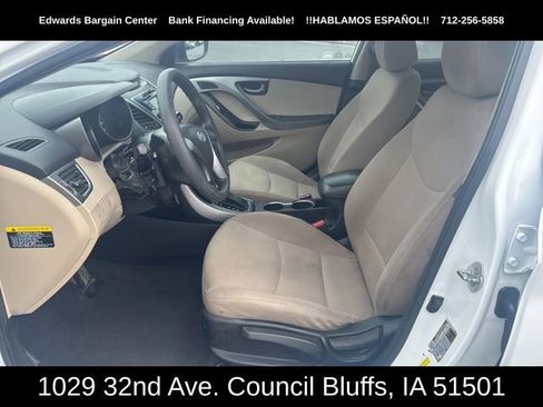 Used 2016 Hyundai Elantra SE image 15