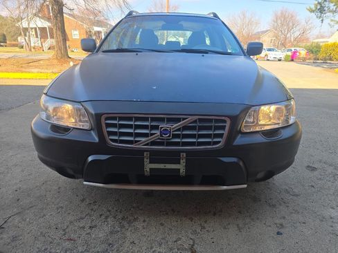 Used 2005 Volvo XC70 image 5
