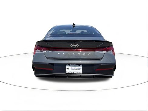 New 2026 Hyundai Elantra SEL Sport Premium FWD image 4