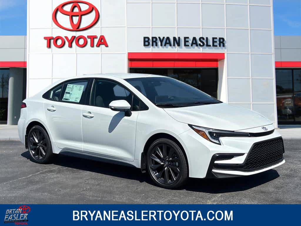 Used 2026 Toyota Corolla SE w/ SE Package FWD image 1