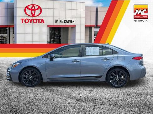Certified 2023 Toyota Corolla SE FWD image 2