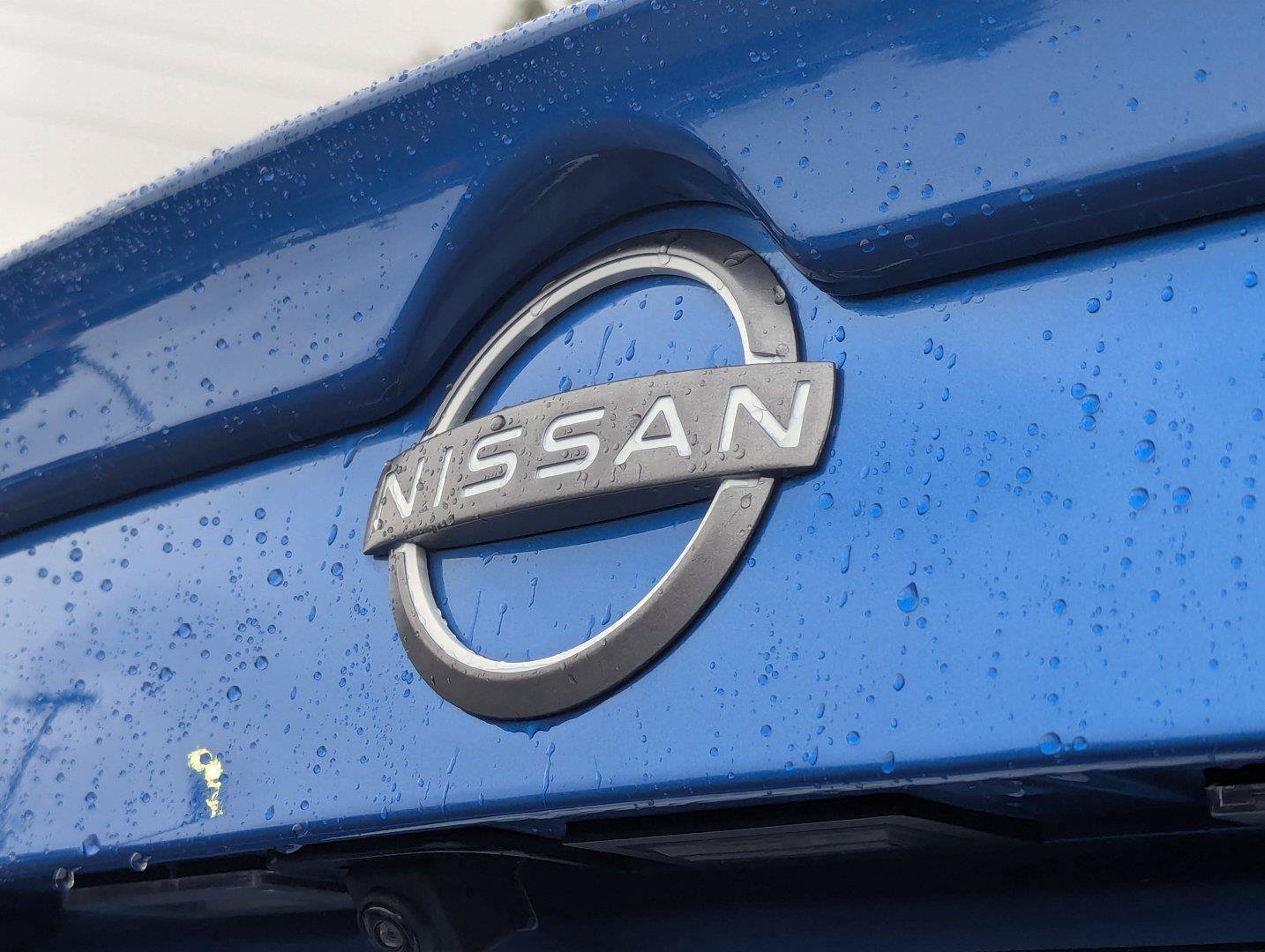 Used 2025 Nissan Sentra SR FWD image 29