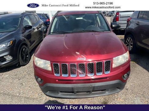 Used 2011 Jeep Compass Latitude AWD/4WD image 2