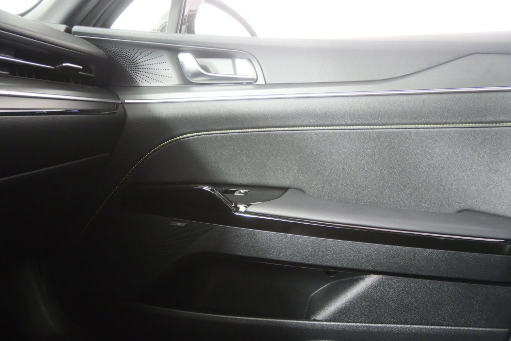 Used 2025 Kia K5 GT w/ GT1 Package FWD image 22
