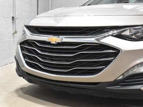 Used 2025 Chevrolet Malibu LT FWD image 30