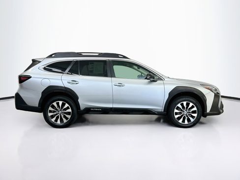 Used 2024 Subaru Outback Limited XT AWD/4WD image 10