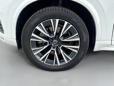 Used 2022 Volvo XC90 T5 Momentum w/ Protection Package Premier AWD/4WD image 43