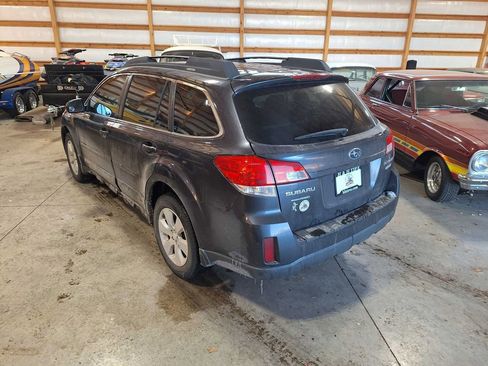 Used 2011 Subaru Outback 2.5i Premium w/ All-Weather Pkg image 3