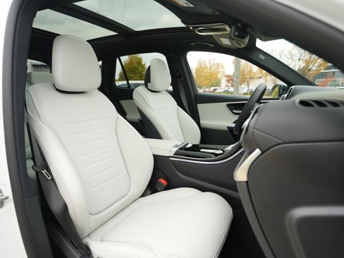 New 2026 Mercedes-Benz GLC 300 4MATIC image 35