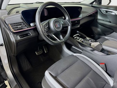 Used 2025 Buick Envision Sport Touring AWD/4WD image 7