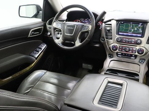 Used 2016 GMC Yukon Denali w/ Open Road Package image 36