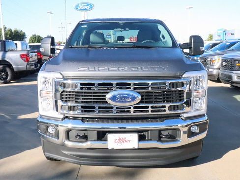New 2026 Ford F250 XLT w/ FX4 Off-Road Package image 8
