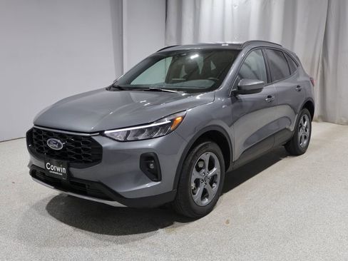 Used 2025 Ford Escape ST-Line Select AWD/4WD image 6