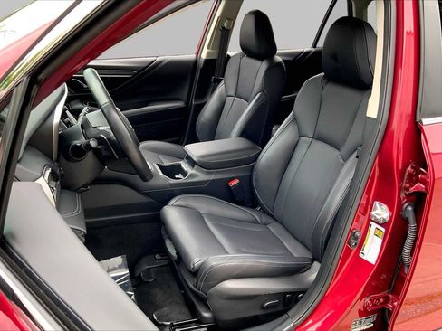 Certified 2024 Subaru Outback Limited AWD/4WD image 9