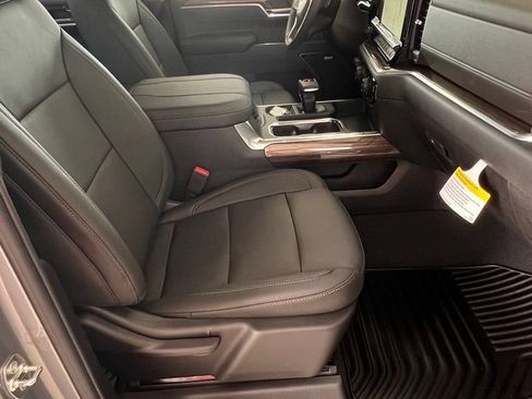 New 2026 Chevrolet Silverado 1500 RST w/ Texas Edition Plus AWD/4WD image 16