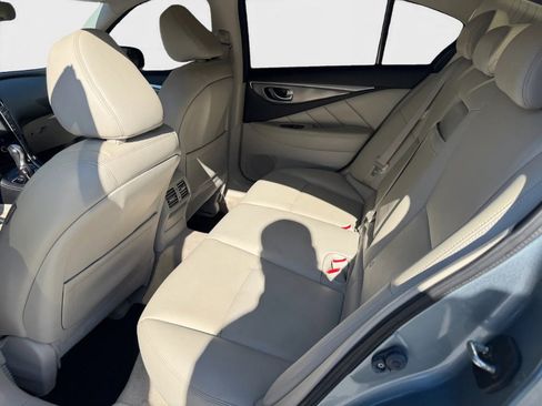 Used 2015 INFINITI Q50 Premium w/ All Weather Package image 19