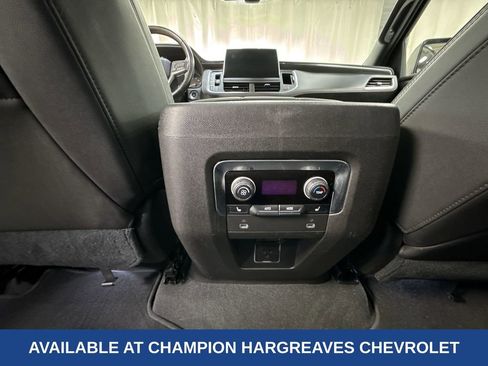 Used 2021 Chevrolet Suburban RST w/ Luxury Package image 30