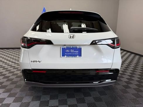 Used 2025 Honda HR-V EX-L image 11