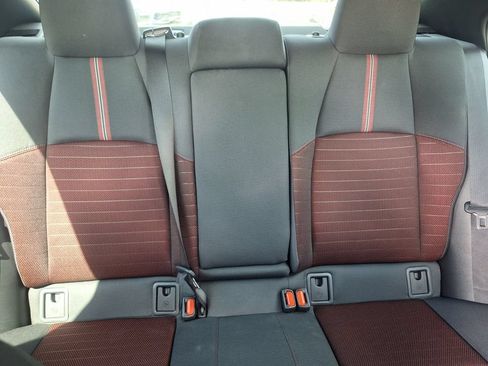 Used 2025 Toyota Corolla SE w/ SE Premium Package FWD image 31
