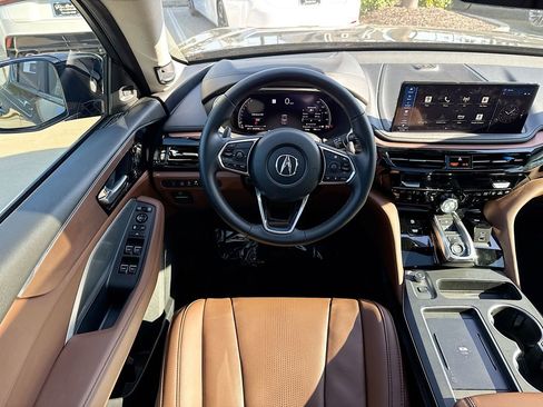 Used 2025 Acura MDX w/ Technology Package image 14