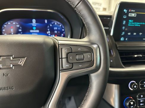 Used 2024 Chevrolet Suburban Z71 w/ Z71 Off-Road Package image 19