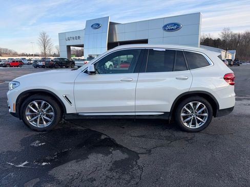 Used 2019 BMW X3 xDrive30i w/ Premium Package image 2
