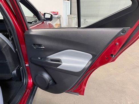Used 2023 Nissan Kicks SR w/ SR Premium Package image 15