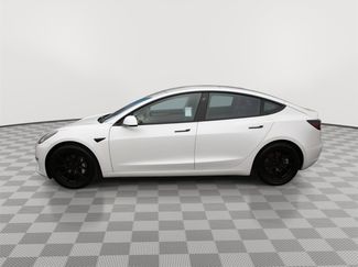 Used 2021 Tesla Model 3 Standard Range Plus video 2
