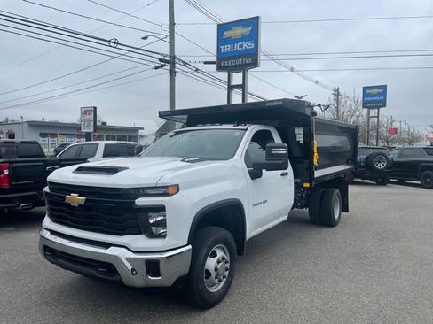 New 2026 Chevrolet Silverado 3500 W/T w/ WT Convenience Package AWD/4WD image 2