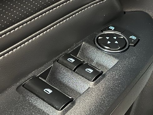 Used 2024 Ford Mustang GT Premium RWD image 21