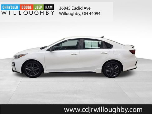 Used 2020 Kia Forte LXS FWD image 5