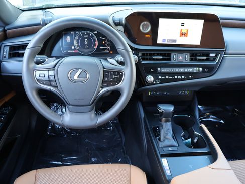 Used 2023 Lexus ES 350 w/ Premium Package image 19