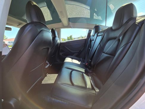 Used 2021 Tesla Model 3 Standard Range Plus RWD image 24