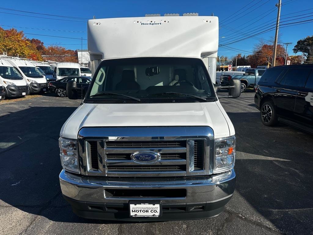Used 2021 Ford E-350 and Econoline 350 Super Duty w/ Power Windows & Locks Group RWD image 6