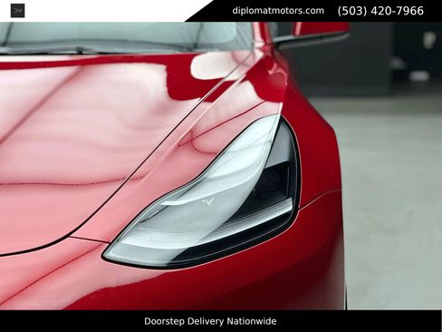 Used 2023 Tesla Model 3 Performance image 12