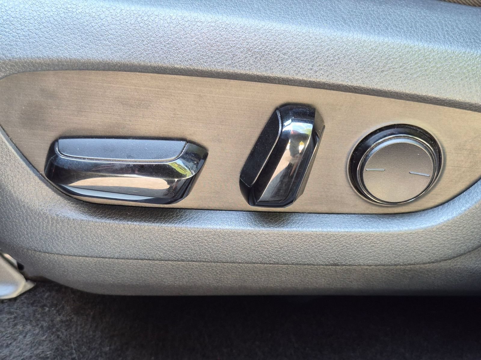 Used 2024 Lexus TX 350 FWD w/ Cold Weather Package image 16