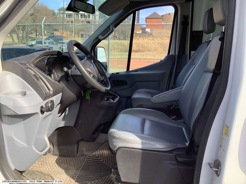 Used 2019 Ford Transit 250 image 8