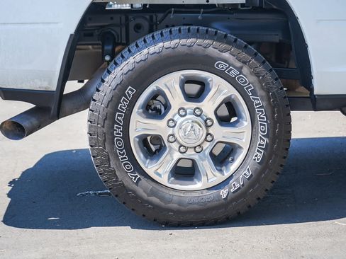 Used 2022 RAM 2500 Big Horn w/ Level A Equipment Group AWD/4WD image 8