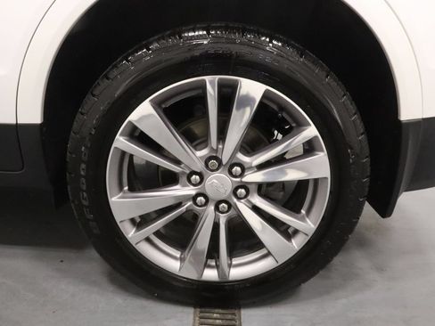 Used 2020 Cadillac XT5 Premium Luxury w/ Platinum Package FWD image 23