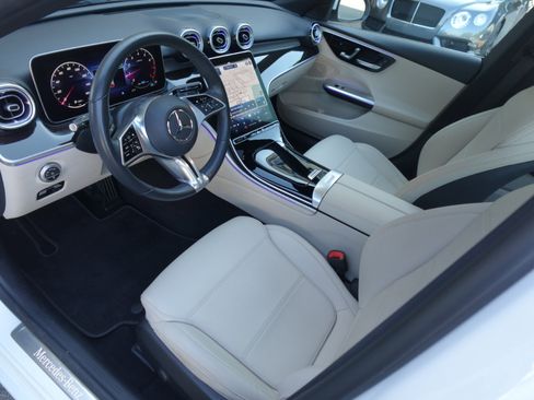 Used 2022 Mercedes-Benz C 300 4MATIC Sedan image 8