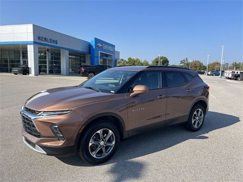 Used 2024 Chevrolet Blazer LT w/ Convenience Package image 4