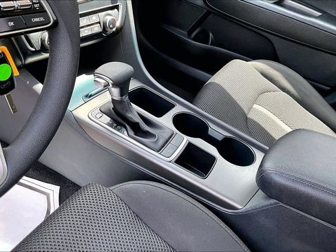 Used 2020 Kia Optima LX FWD image 12