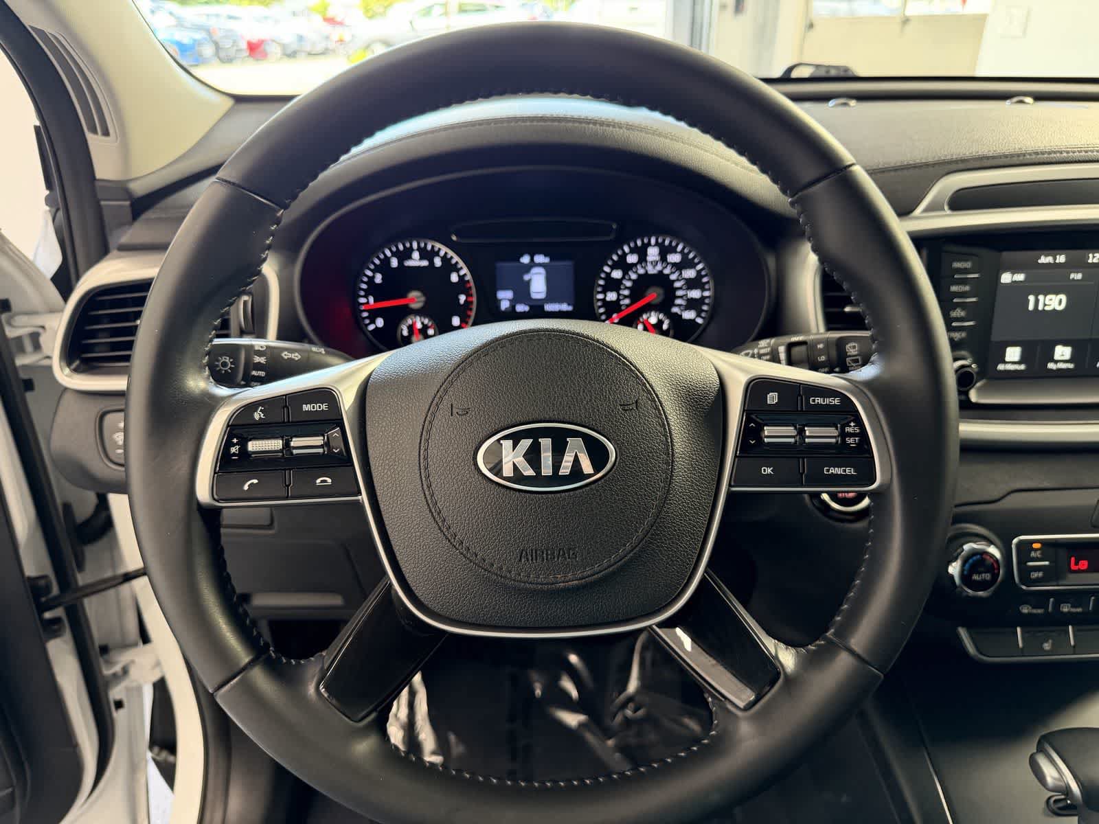 Used 2020 Kia Sorento S AWD/4WD image 16