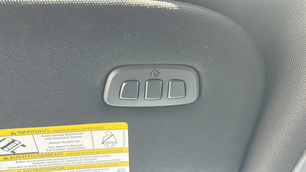 Used 2025 Ford F150 Lariat w/ Equipment Group 502A High AWD/4WD image 19