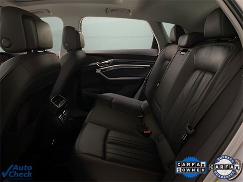 Used 2023 Audi e-tron Premium Plus w/ Premium Plus Package image 68